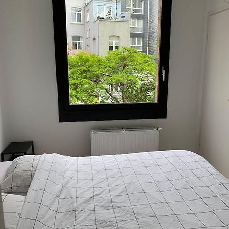 Suite Minimalist 50M2 Brussel Bagian luar foto